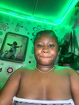 Snapshot of catty3232 chatting on 09.23.25 catty3232 online show from 09.23.25