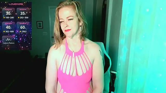 britteebee online show from 11.08.25