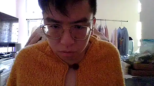 Snapshot of charlie_xdd chatting on 01.19.25 charlie xdd online show from 01.19.25