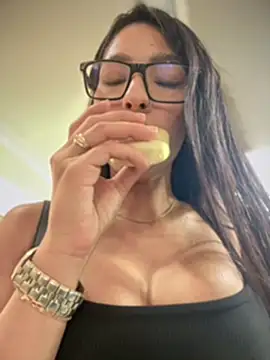 DulceLenns online show from 02.21.25