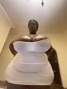 xXXSexyamazon online show from 04.07.26