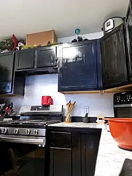 Snapshot of ScarletCallings420 chatting on 02.10.25 ScarletCallings420 online show from 02.10.25