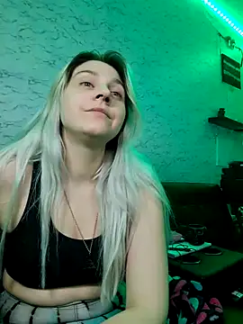 Snapshot of ScarletCallings420 chatting on 03.29.26 ScarletCallings420 online show from 03.29.26