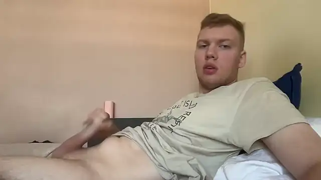 Snapshot of sexybooii6968 chatting on 07.26.26 sexybooii6968 online show from 07.26.26