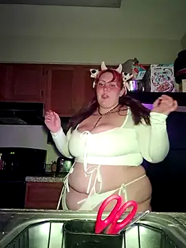 Cutegothcrybabyx online show from 11.11.25