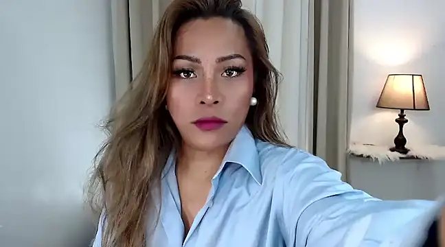 DreamLADYBOY online show from 01.20.25