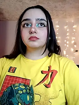 IvonneT online show from 11.26.25