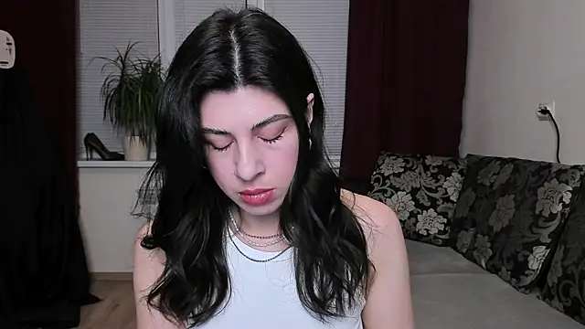 MolagAnna online show from 01.27.25