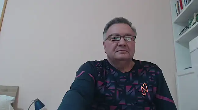 Snapshot of YOU6me chatting on 12.28.24 YOU6me online show from 12.28.24