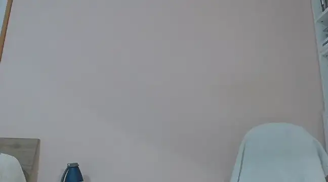 Snapshot of YOU6me chatting on 02.05.25 YOU6me online show from 02.05.25