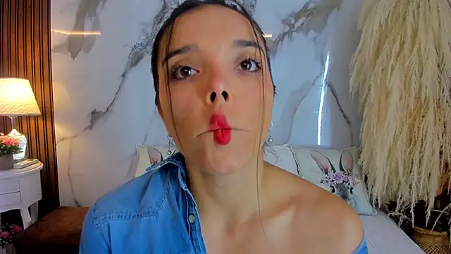 hannahill69 online show from 02.22.25