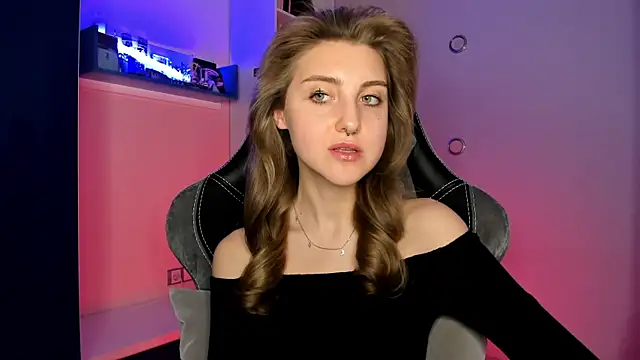 CassiaBlade1 online show from 03.06.25