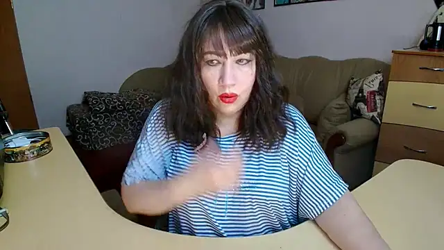 Lucretia Goldi  online show from 02.26.26