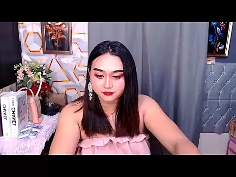 Snapshot of SweetCumFrancine chatting on 06.06.26 SweetCumFrancine online show from 06.06.26