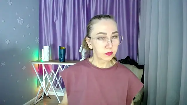 queen a n i online show from 02.08.25