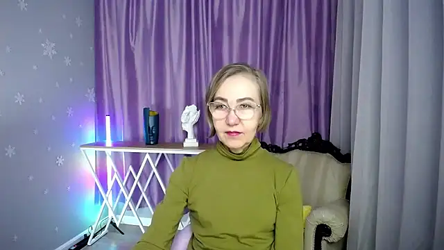 queen a n i online show from 11.23.25