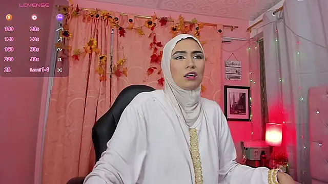 Snapshot of DarshaKhemu chatting on 03.20.25 DarshaKhemu online show from 03.20.25