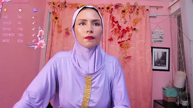 Snapshot of DarshaKhemu chatting on 11.04.25 DarshaKhemu online show from 11.04.25