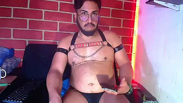 the master foal  online show from 01.25.25