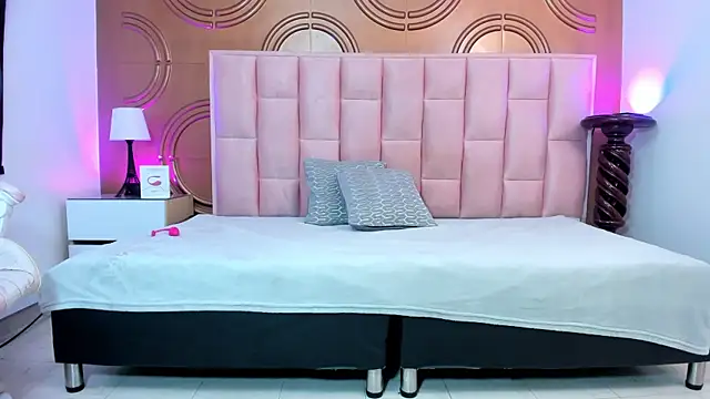 valeriaa19 online show from 03.13.25