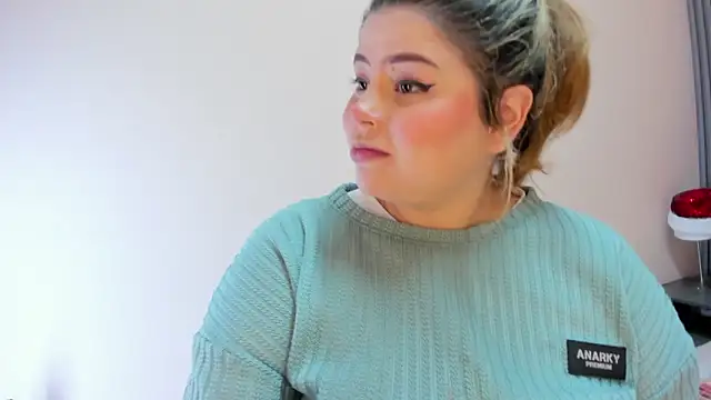 EYMI TOMSOM online show from 12.20.25