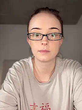 roxxxyrose online show from 12.20.25