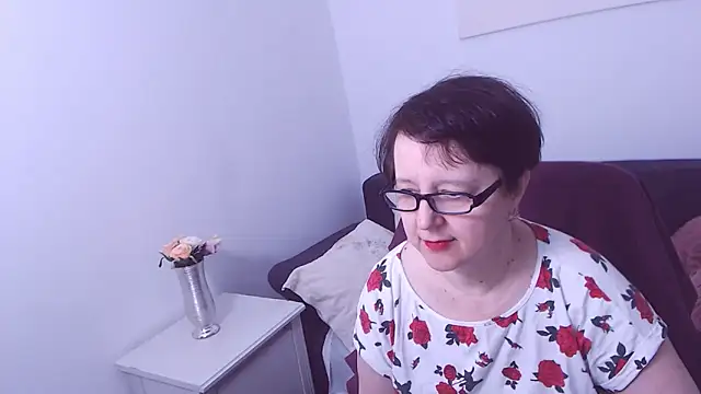 ChristaRose online show from 01.12.25