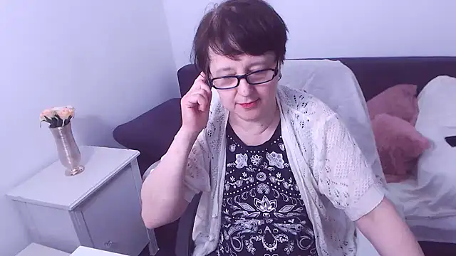 ChristaRose online show from 01.25.25