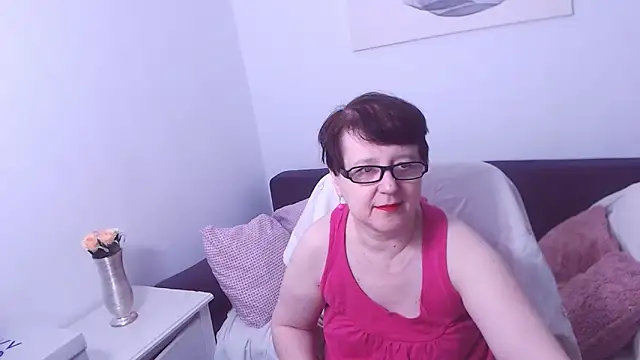 ChristaRose online show from 09.19.25