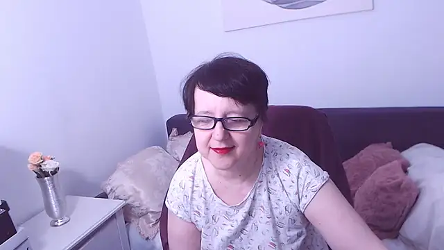 ChristaRose online show from 11.22.25