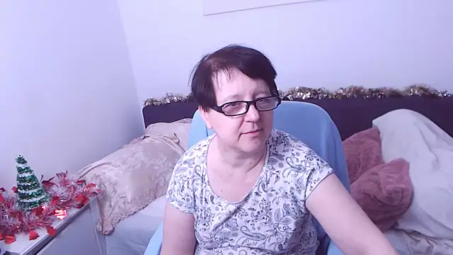 ChristaRose online show from 12.13.25