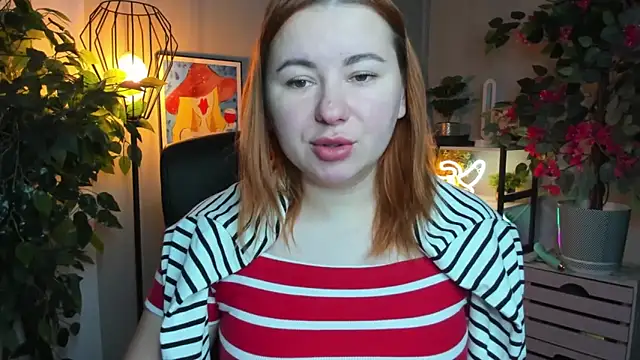 LAYLAxSTAR online show from 11.18.25