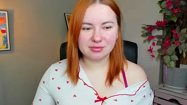 Snapshot of LAYLAxSTAR chatting on 02.27.26 LAYLAxSTAR online show from 02.27.26