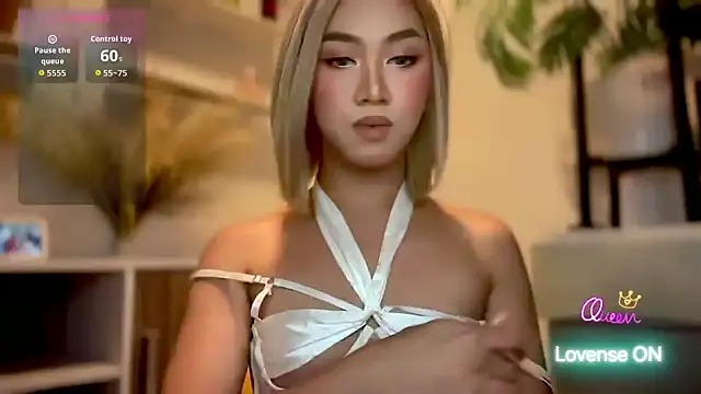 Local Hoelyx online show from 04.25.26