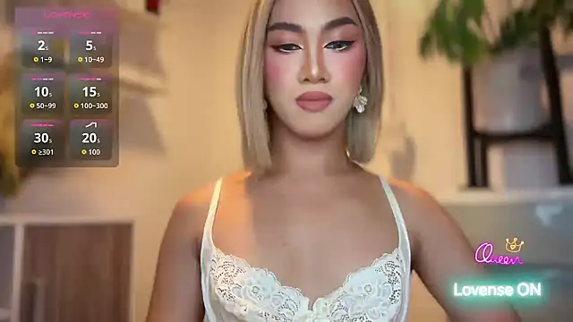 Local Hoelyx online show from 04.28.26