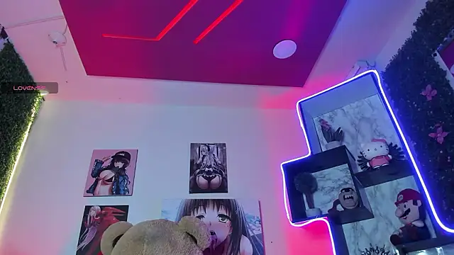  liathompsom09 online show from 02.22.26