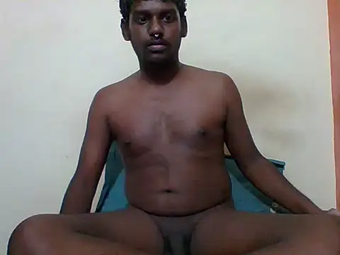 Snapshot of Slavebottombdsm09 chatting on 05.13.26 Slavebottombdsm09 online show from 05.13.26