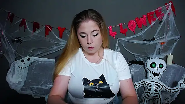 JessikaDaniel online show from 10.27.25