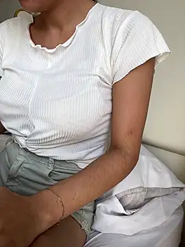 Snapshot of DulceMya6 chatting on 02.10.26 DulceMya6 online show from 02.10.26