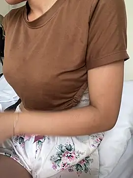 Snapshot of DulceMya6 chatting on 03.13.26 DulceMya6 online show from 03.13.26