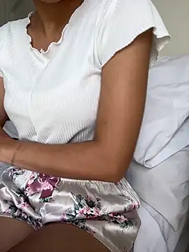 Snapshot of DulceMya6 chatting on 03.14.26 DulceMya6 online show from 03.14.26