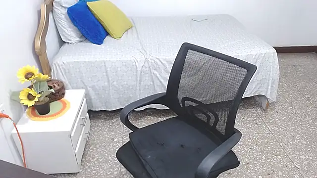 emiliaa hot online show from 01.17.25