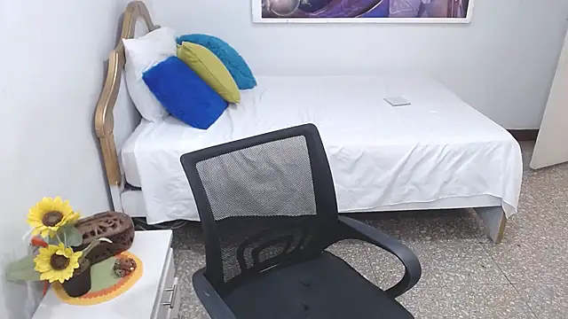 emiliaa hot online show from 02.07.25