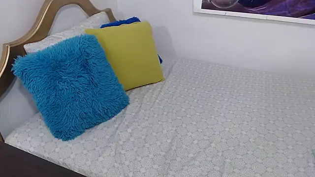 emiliaa hot online show from 02.15.25