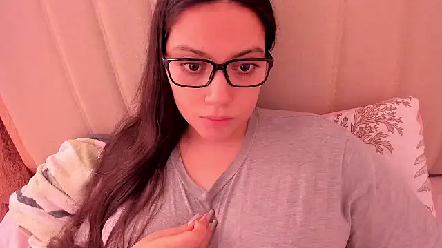 roniewester online show from 10.25.25