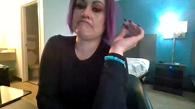 Snapshot of Allie_Austyn chatting on 11.15.25 Allie Austyn online show from 11.15.25