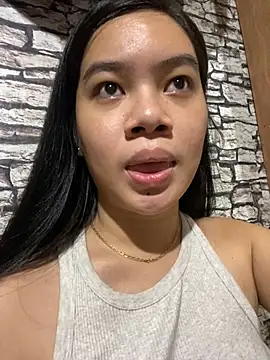 Hebefemme online show from 02.23.25