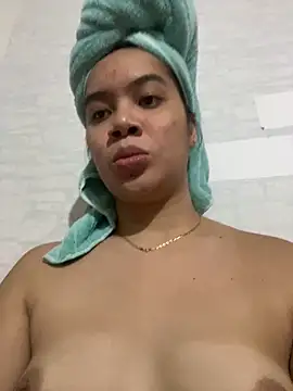 Hebefemme online show from 03.20.25