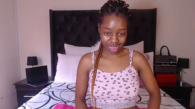 Sexynaughty Gal online show from 01.12.25