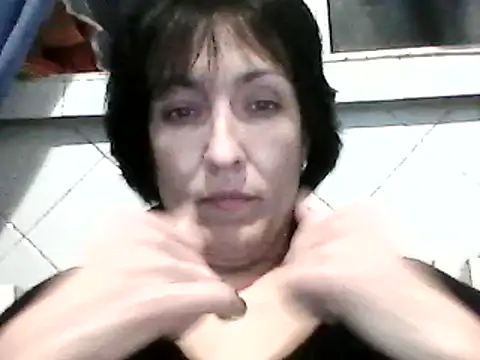 Snapshot of SunnyAmorre chatting on 01.21.25 SunnyAmorre online show from 01.21.25